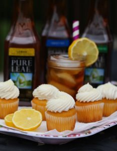 Sweet Tea Frosting – Cookies and Cups