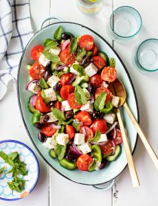Try this Traditional Greek Salad for Lunch – Orektiko