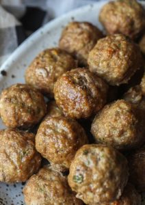 Baked Meatballs | An Easy Meatball Recipe