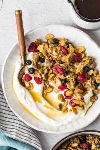 Maple Syrup Granola Recipe – The Cookie Rookie®