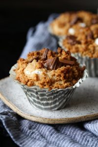 S’mores Muffins | Gooey Marshmallow Filled Muffins