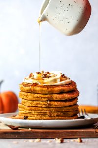 Healthy Pumpkin Pancakes {Blender Pancakes}