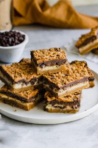 Shortbread Toffee Cookie Bars | Cookies and Cups