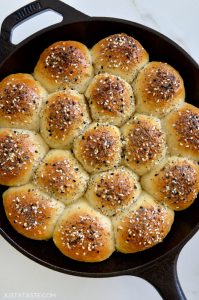 Everything Bagel Pull-Apart Bread with Cream Cheese