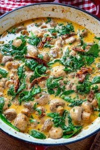 Creamy Tuscan Mushrooms – Closet Cooking