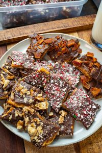 Chocolate Cracker Toffee – Closet Cooking
