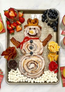Cinnamon Snowman Breakfast Tray – The BakerMama