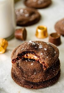 Rolo Cookies {Chocolate Caramel Surprise!}