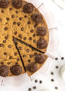 Chocolate Chip Cookie Cake – The BakerMama