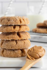 4-Ingredient Flourless Peanut Butter Cookies