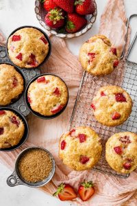 Strawberry Muffins – Two Peas & Their Pod