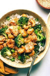 Cashew Chicken and Broccoli – Gimme Some Oven