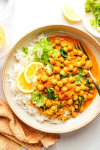 Easy Chickpea Curry Recipe | Gimme Some Oven