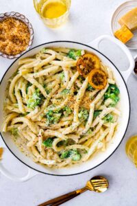 Broccoli Pasta – Two Peas & Their Pod
