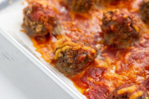 Mexican Meatballs (Easy!) | RecipeLion.com