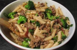 Broccoli, Sausage and Fresh Basil Pasta – Eat With Your Eyes