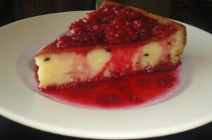 Baked Passion Fruit Cheesecake With Vanilla Raspberry Sauce – Eat With Your Eyes