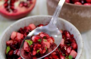 Pom-Apple Cranberry Relish – Eat With Your Eyes