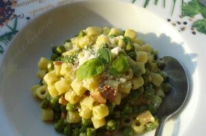Ditalini with peas – Eat With Your Eyes