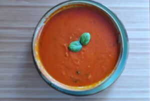 Easy Tomato Soup – Eat With Your Eyes