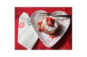 Individual Strawberry Souffles – Eat With Your Eyes