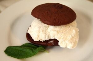 Double Chocolate Mint Cookies – Eat With Your Eyes
