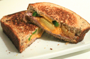 Hawaiian Grilled Cheese – Eat With Your Eyes