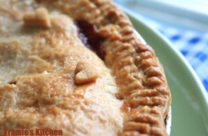 Quick Apple Ginger Pie – Eat With Your Eyes