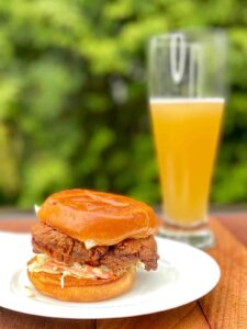 Crispy Chicken Burger – Eat With Your Eyes