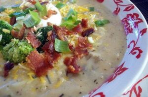 Loaded Baked Potato Soup – Eat With Your Eyes